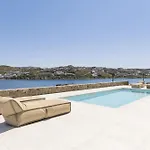 Denia Seaside Mykonos, Private Heated Pool! * Ορνός