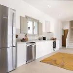 Denia Seaside Mykonos, Private Heated Pool! Villa *