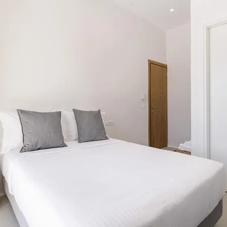 Вилла Denia Seaside Mykonos, Private Heated Pool! Орнос