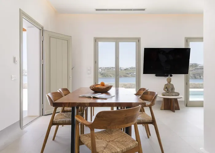 Denia Seaside Mykonos, Private Heated Pool! *