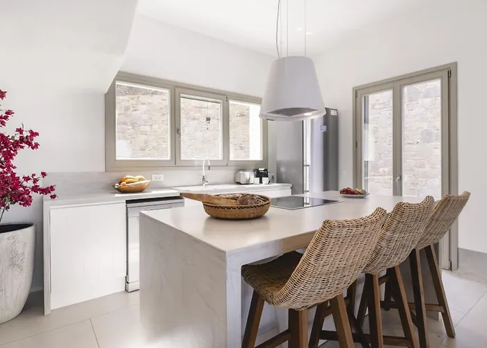 Denia Seaside Mykonos, Private Heated Pool! Villa